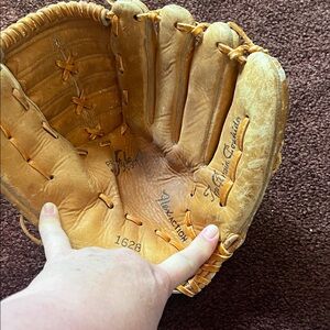 Wilson Tan Leather Baseball Glove